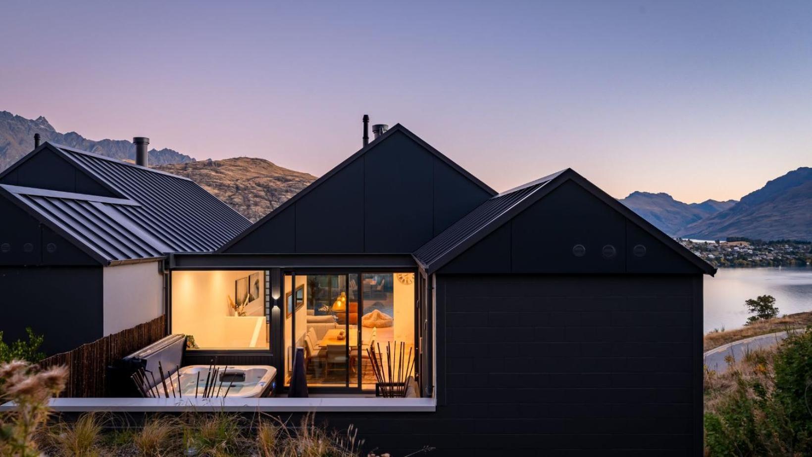 The Tiers- Hot Tub- Ac- Bbq- Free Parking Villa Queenstown Eksteriør billede