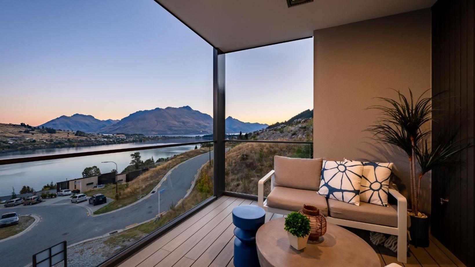 The Tiers- Hot Tub- Ac- Bbq- Free Parking Villa Queenstown Eksteriør billede