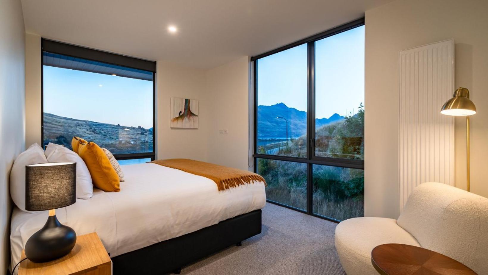 The Tiers- Hot Tub- Ac- Bbq- Free Parking Villa Queenstown Eksteriør billede